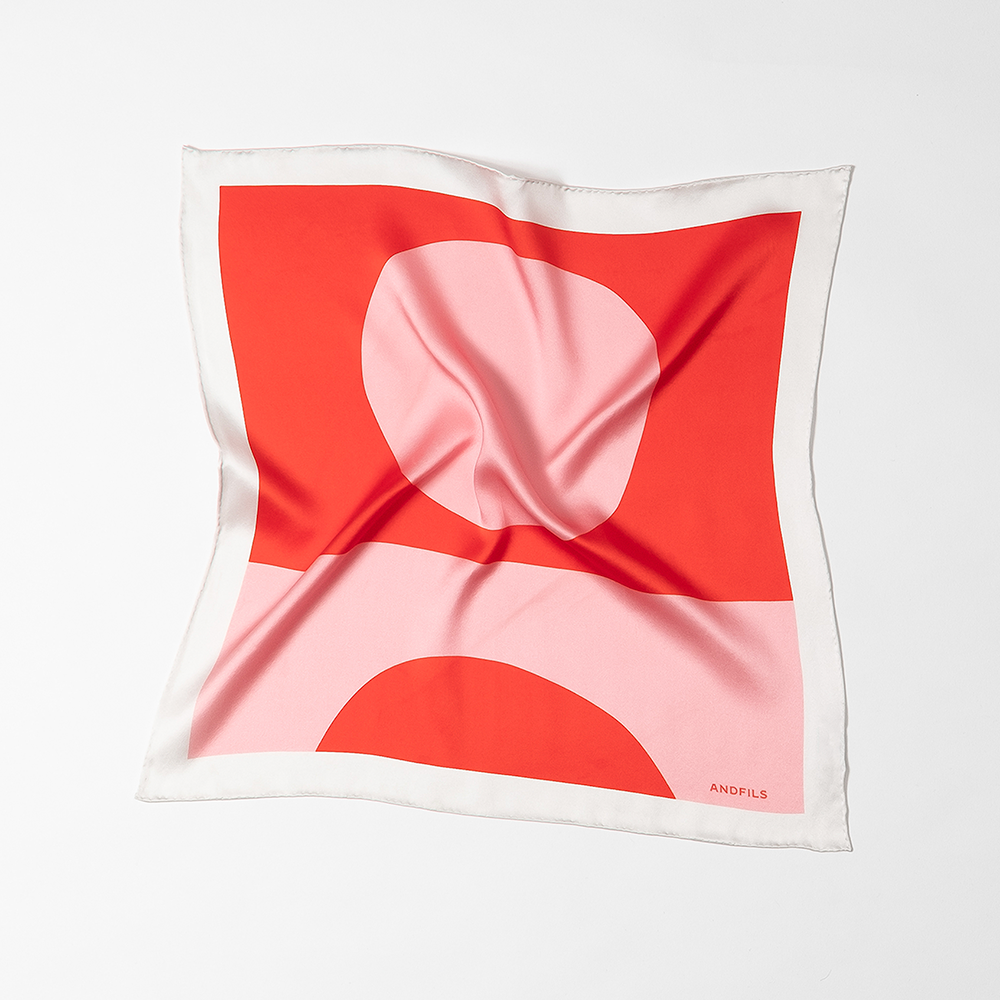 Silk scarf Sunrise in red in red and pink color